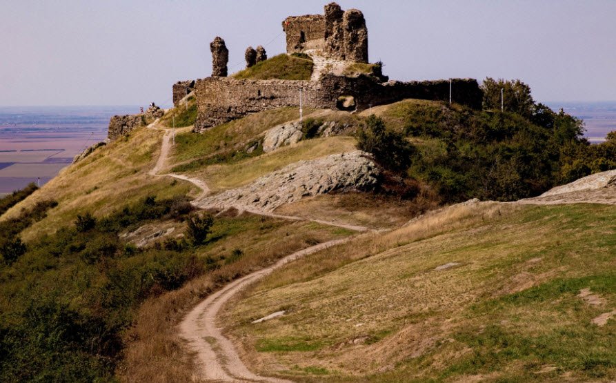 Șiria Fortress, Șiria, Romania, Romania